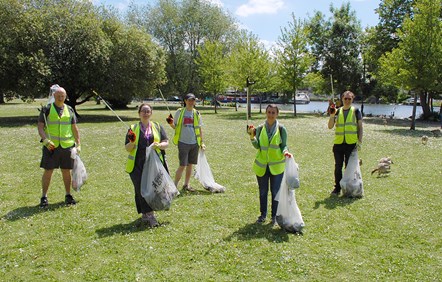 Litter pick-2