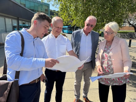 Cabinet Minister for Local Government, Housing and Planning, Siân Gwenllian & Gwynedd Councillors