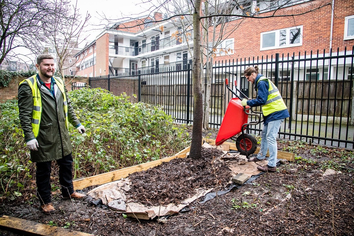Volunteers from Octopus and Elizabeth House Community Centre at a planting event on Highbury Quadrant estate in March 2022