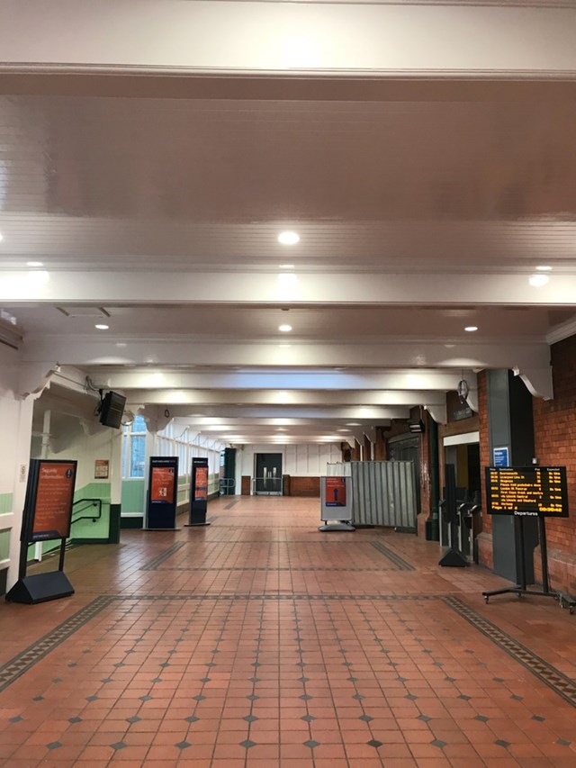 Nottingham station footbridge reopens
