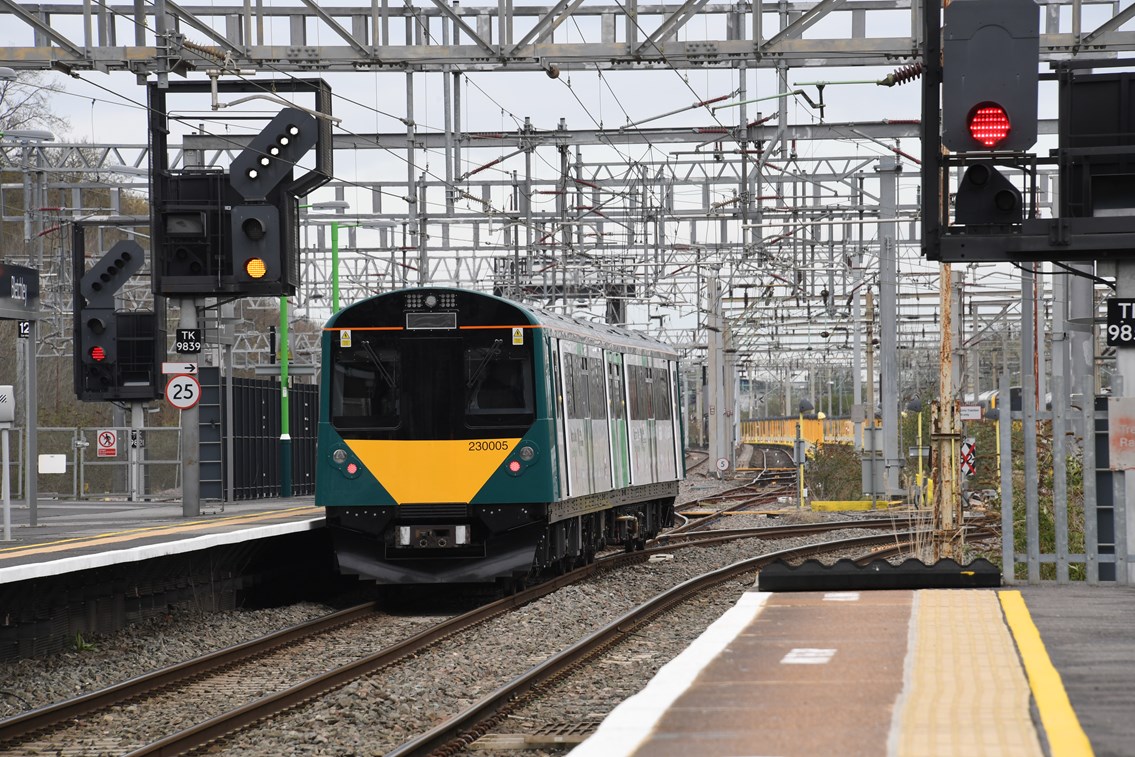 Network Rail and Vivarail bring the next-generation battery train to COP26: Vivarail 230003 in operation- Bedford to Bletchley