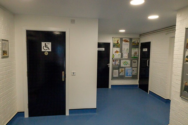 Changing rooms Fiona Thomson 01