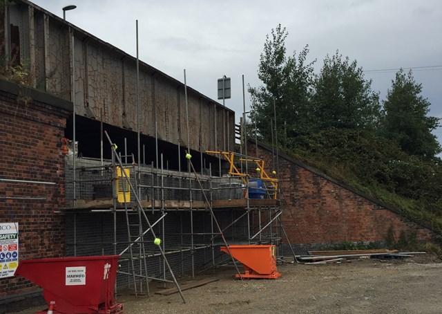 Strengthening work to begin on East Ardsley bridge: Strengthening has started on Fall Lane bridge in East Ardsley