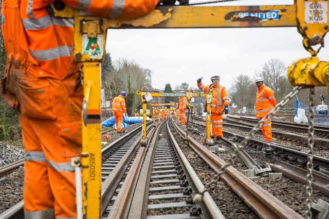 Southern and Thameslink passengers urged to plan ahead as Brighton Main Line shuts for 9 days for major £15 million upgrade (includes video): NR-EarlswoodTrackWorks 073-2