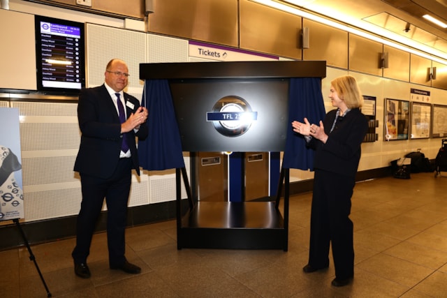 TfL Image - London's Transport Commissioner Andy Lord & London Transport Museum CEO Elizabeth McKay unveil TfL 25 Roundel