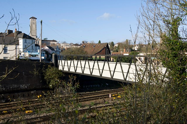 Footbridge in Newport to close temporarily for railway upgrade: Tunnel Terrace Footbridge, Newport