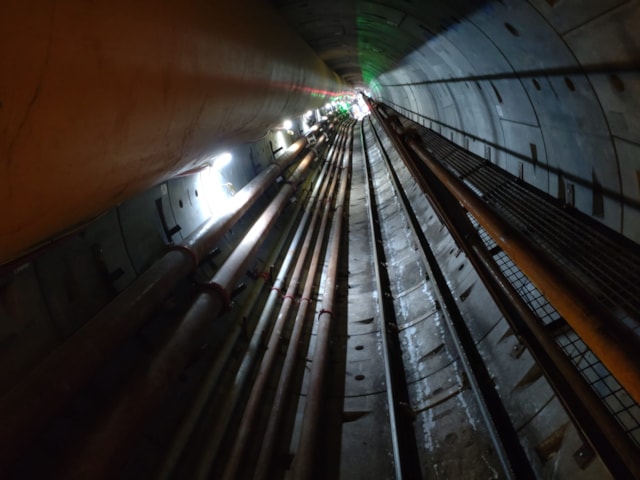 Eryri national grid view inside the tunnel: Eryri national grid view inside the tunnel