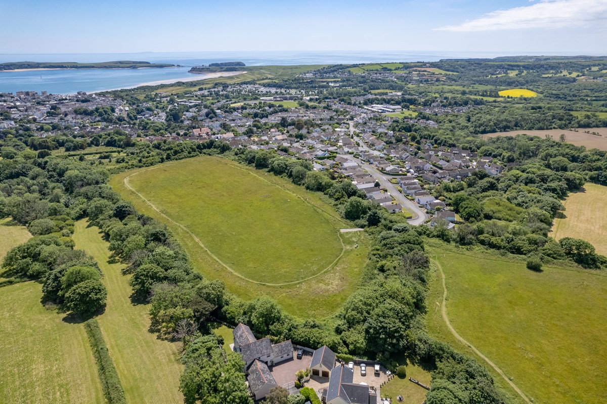 Brynhir site from air