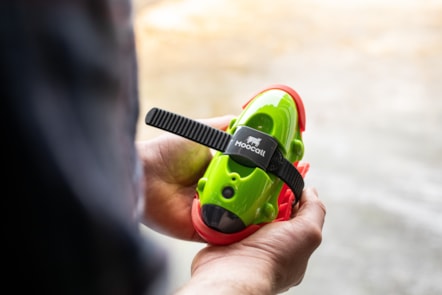 The Moocall wearable health sensor. Image © Moocall (5)-2