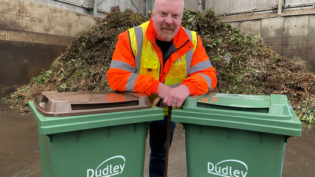 Cllr Damian Corfield - green bin collections cropped-2