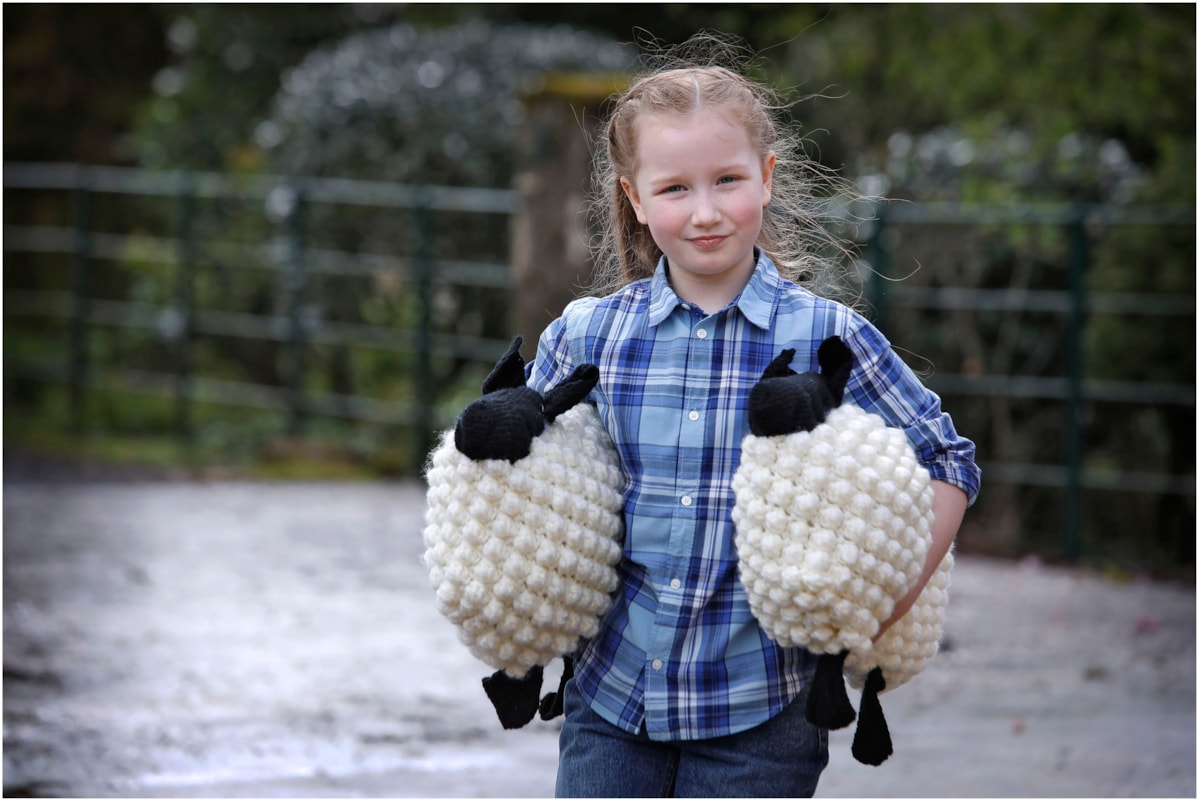 Beth Strange (aged 7) at the National Museum of Rural Life ahead of Woolly Weekend. Image (c) Paul Dodds (4)