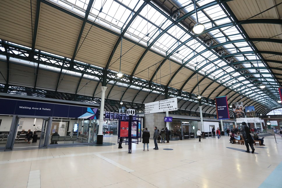 Hull Paragon concourse-2 | TransPennine Express News