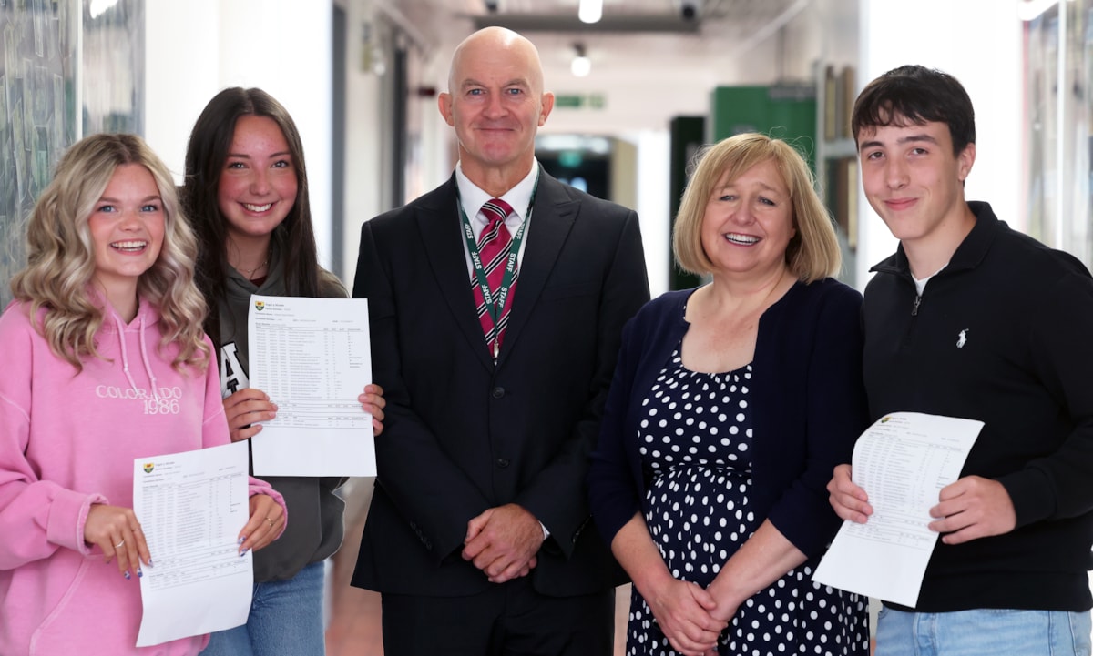 21.08.25 GCSE Results Cab Sec Ed  3-3