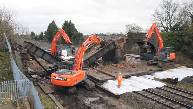 Crossrail Christmas work 2012: Trenches Bridge