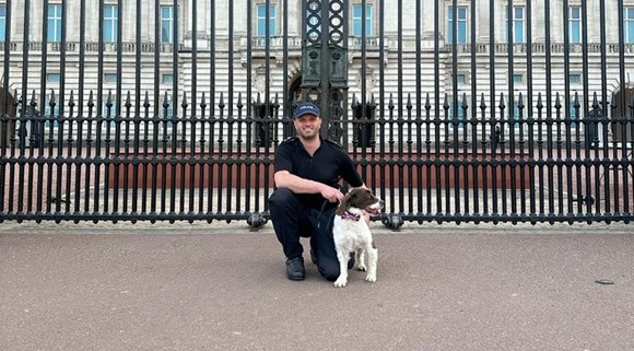 Pc Gareth Gummerson and PD Isla