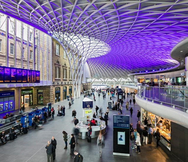Passengers asked to plan ahead as rail companies work hard to support Christmas journeys: King's Cross station concourse- Stock image 2018