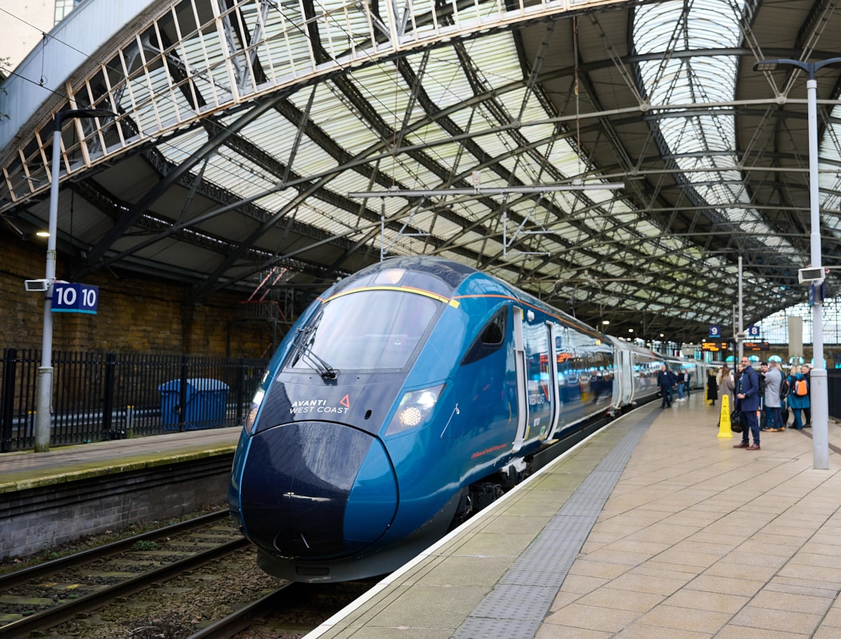 First Evero departure from Liverpool to London crop