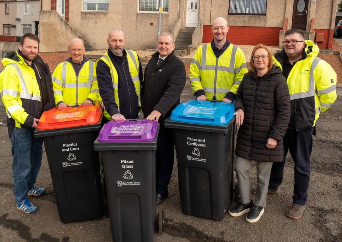 Cllr McMahon with the Cleaner Communities team