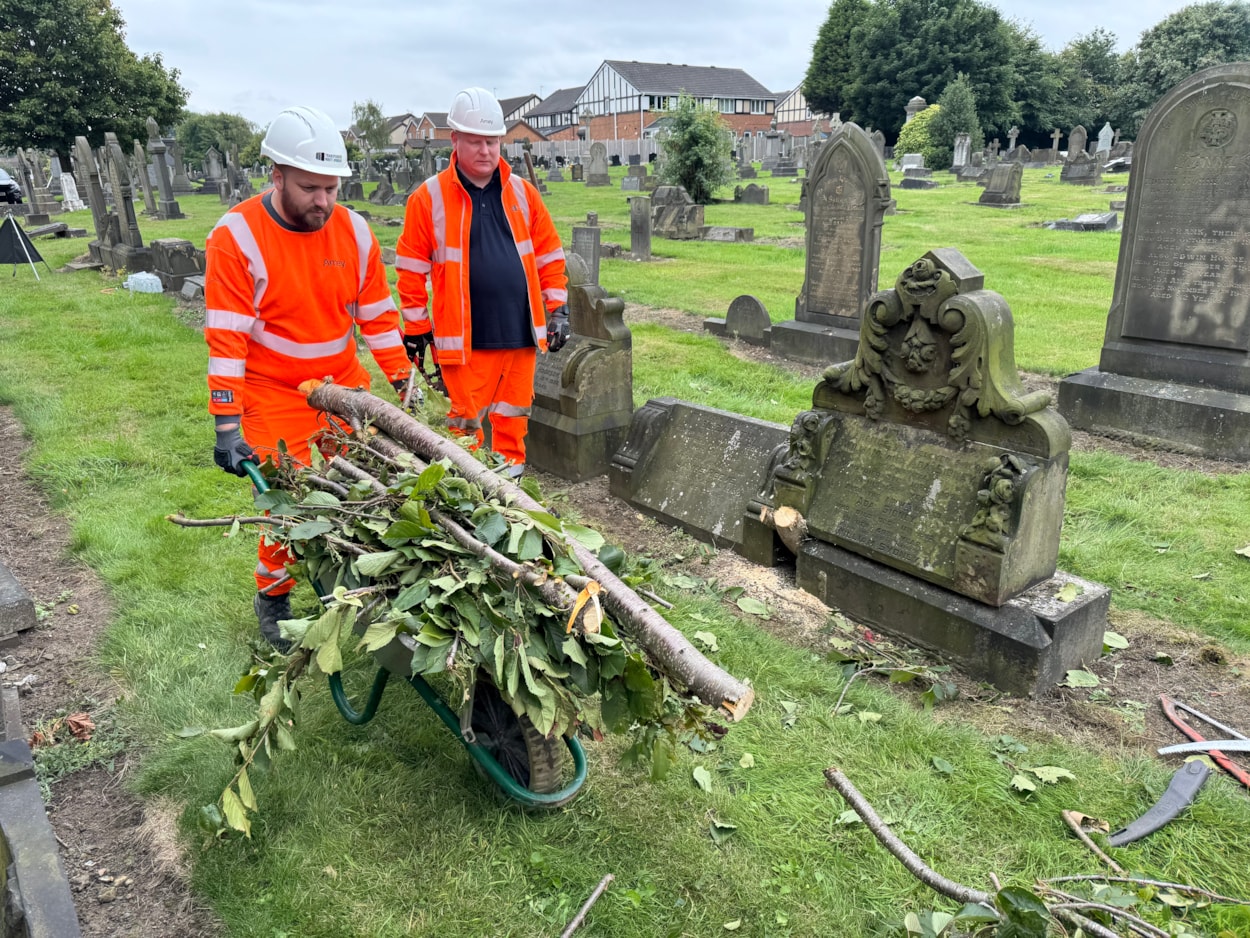 Green Team Away Days 3: Leeds City Council now offers green team away days in the city’s parks and green spaces.
Teams that book on will spend the day working hands-on in one of Leeds’ beautiful parks, woodlands, cemeteries and nature reserves, doing everything from tree planting to meadow management and habitat restoration.