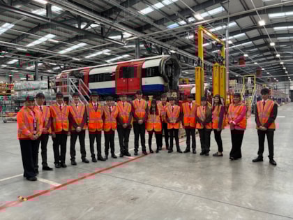 Siemens opens doors to inspire the next generation on National Manufacturing Day: Image (11)