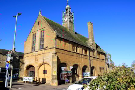 Redesdale Hall, Moreton-in-Marsh