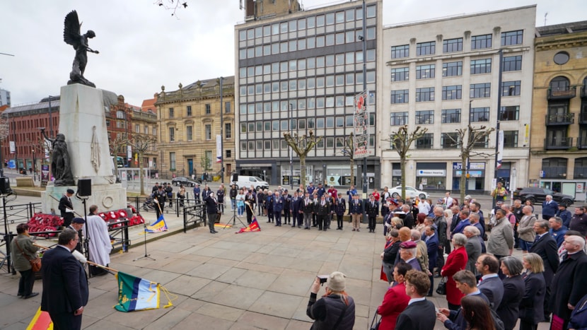 Lord Mayor marks 80th anniversary of VE Day at wreath laying ceremony: Two Minute Silence 1200x675