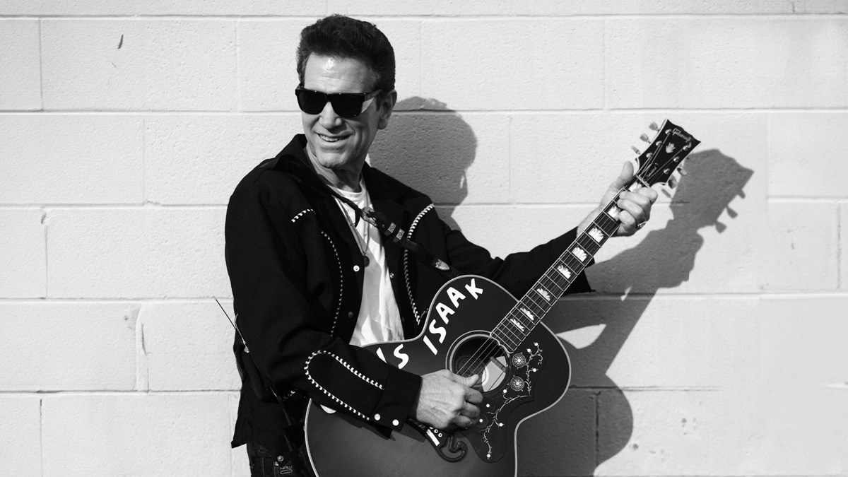 Chris-Isaak-1920x1080-Press