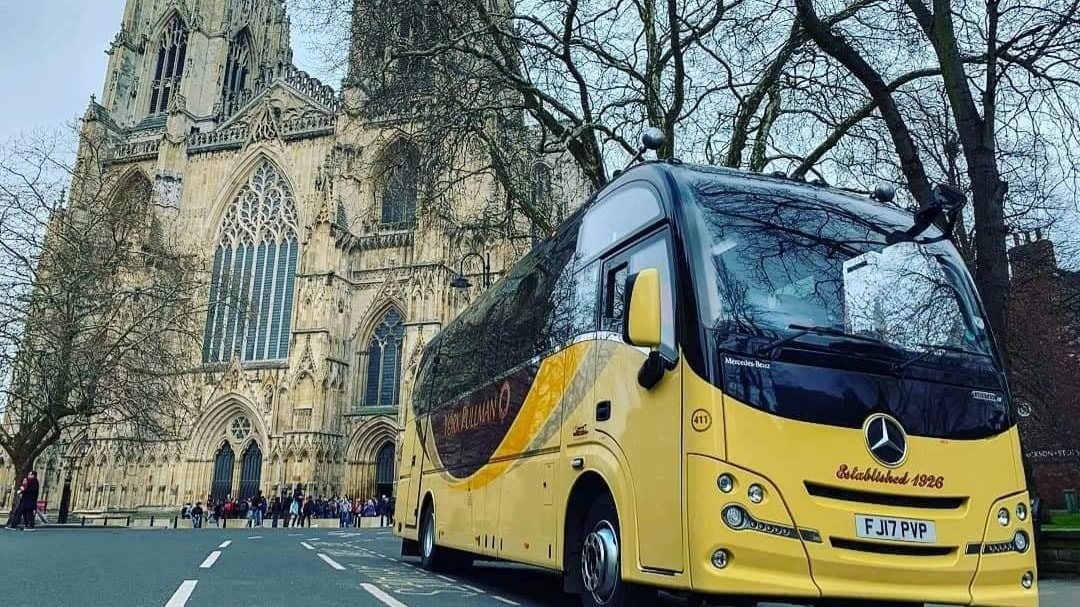 York Pullman coach outside York Minster cropped