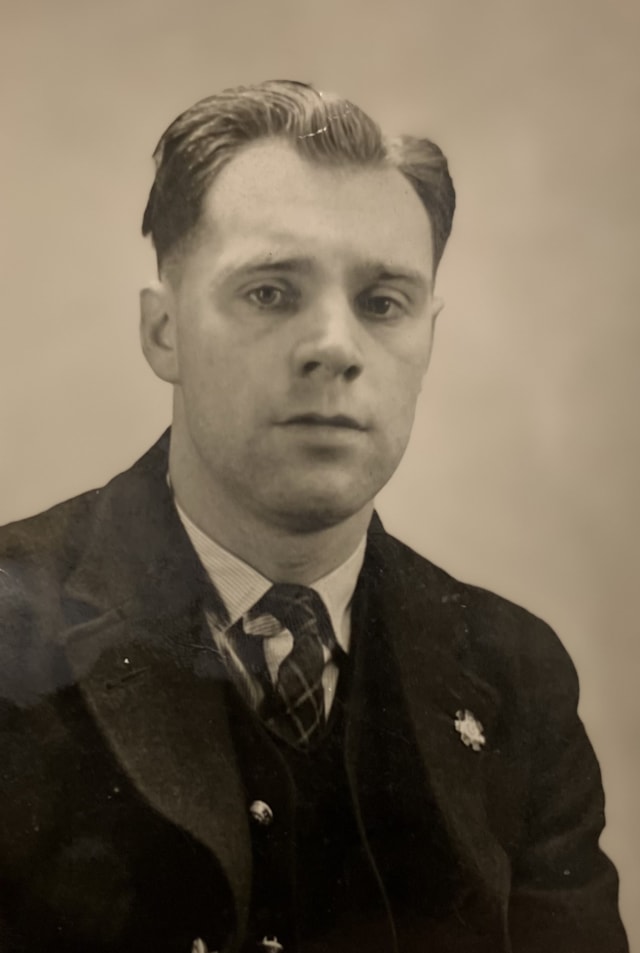 Bob Abbott early in his career: Bob Abbott early in his career
