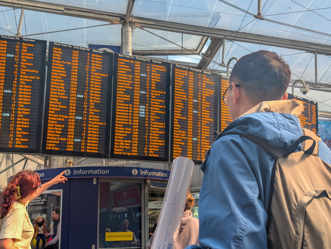 Manchester Piccadilly passengers2