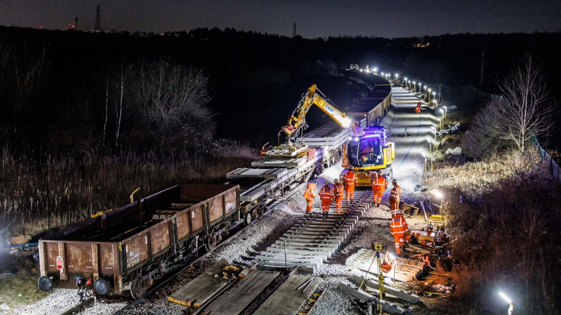 Travel advice during Huddersfield to Leeds weekday rail upgrades: W4 June Blockade