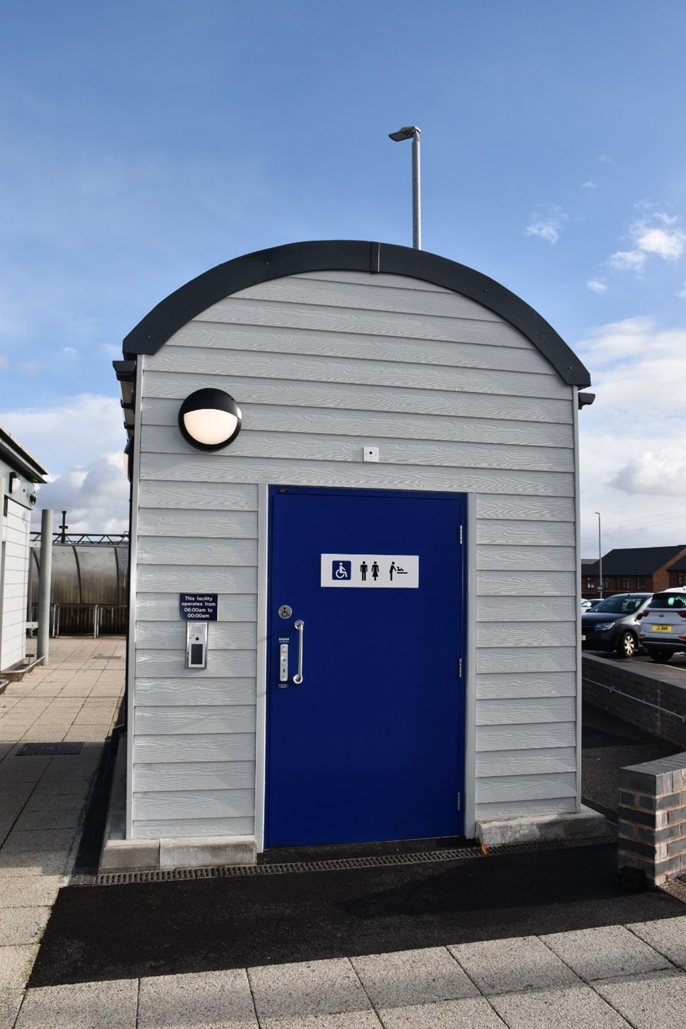 new-toilet-pod-exterior