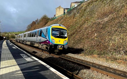 185144 at Slaithwaite 2