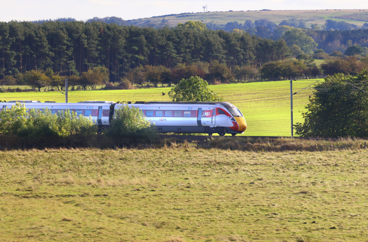 An LNER Azuma travels through countryside, credit LNER (1)