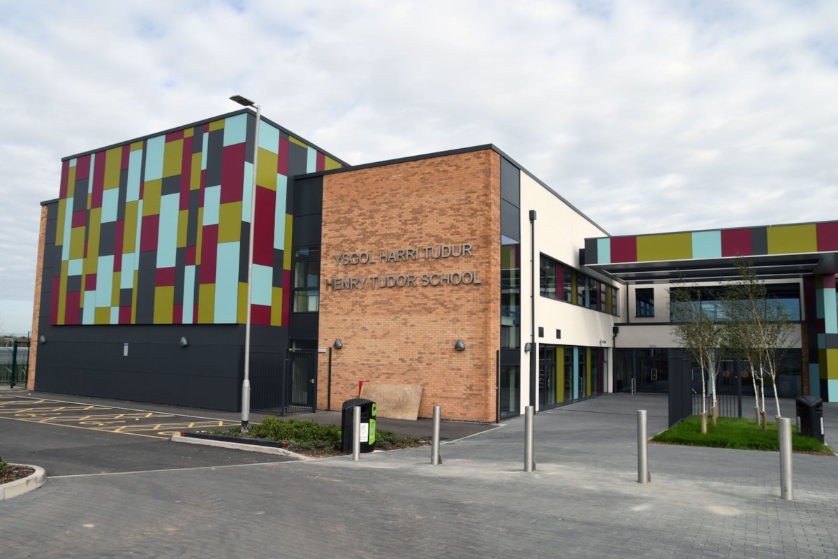 Ysgol Harri Tudur-2