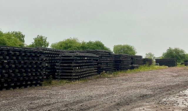 Old track panels from the Severn Tunnel have found a new home at the GCRE in Wales-2