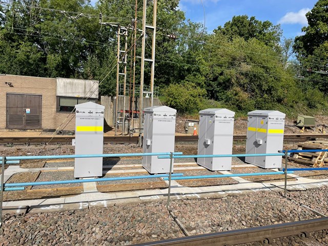 Network Rail delivers multi-million-pound package of improvements along East Coast Main Line and Northern City Line over the August Bank Holiday: Work taking place to install new equipment
