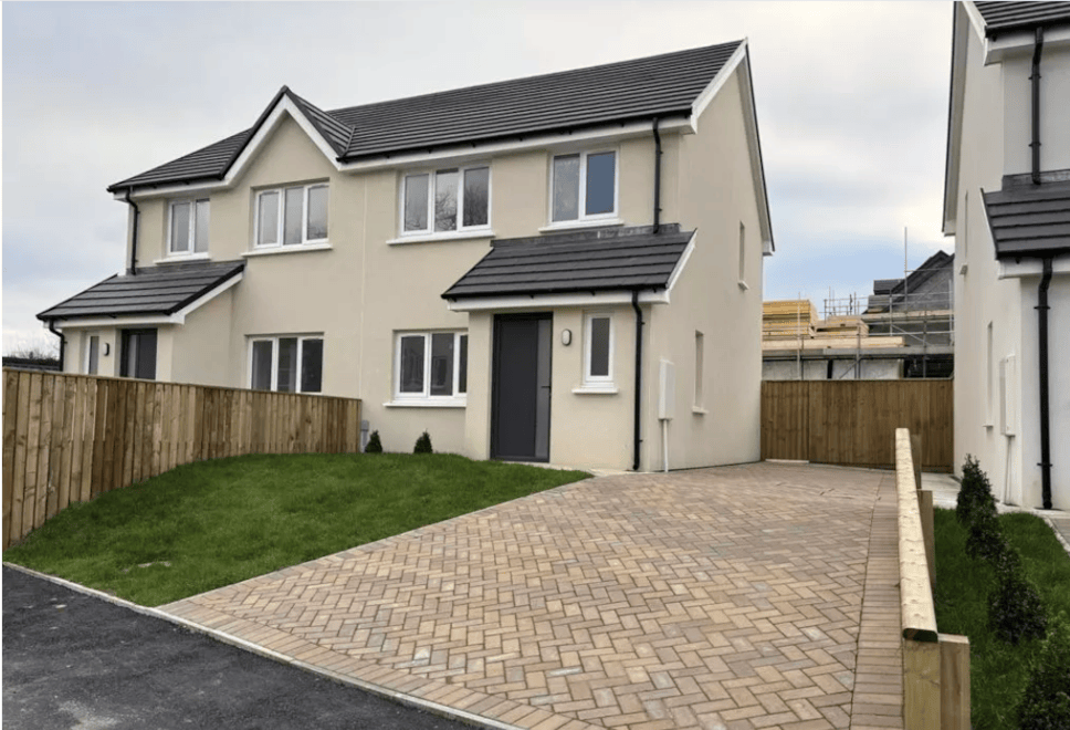 Hook show home