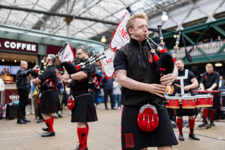 LNER RED HOT CHILLI PIPERS PLAYING AT EDB FOR FLYING SCOTSMAN
