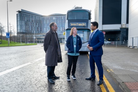 First Bus 77 service (L-R) Graeme Macfarlan, Louise Nesbitt and Dr Sandesh Gulhane MSP 4