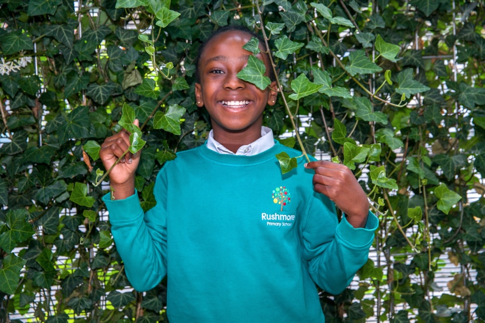 A student at Rushmore primary school with the new green screen