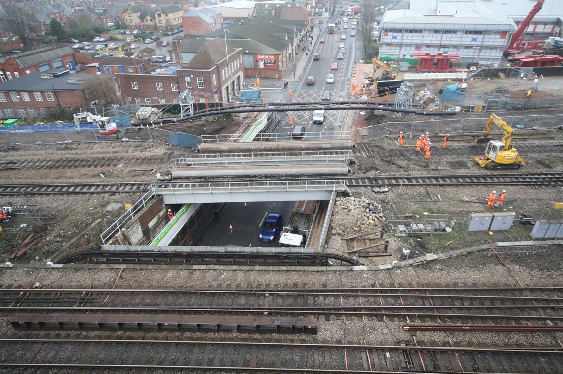 Caversham Road - getting ready: The two bridge decks to be removed are clearly visible.