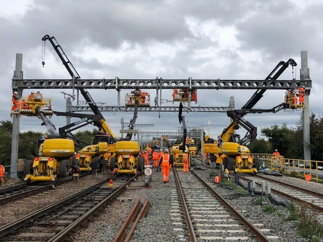 South Wales passengers urged to check before travelling this weekend: Cardiff Electrification 2019