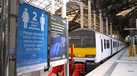 Social Distancing - Liverpool St Station - Platform