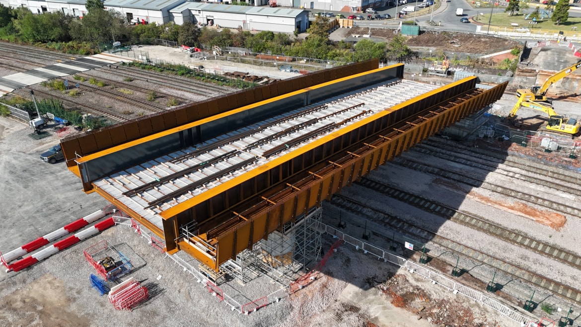 HS2 installs first section of new Saltley Viaduct: 20260901 First section of new Saltley viaduct installed 21559