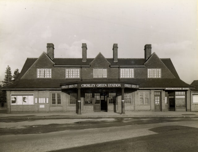 LTM Image - Croxley Green station exterior 1936 (c) TfL from London Transport Museum's collection