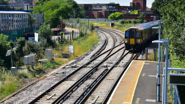 Train arriving at Staines from Windsor: Train arriving at Staines from Windsor