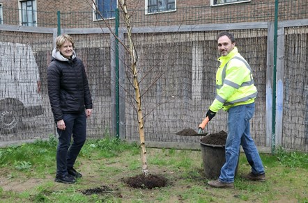 Cllr Champion and Islington arboricultural manager Jon Ryan help plant a tree from the Forest for Change exhibition in November 2021