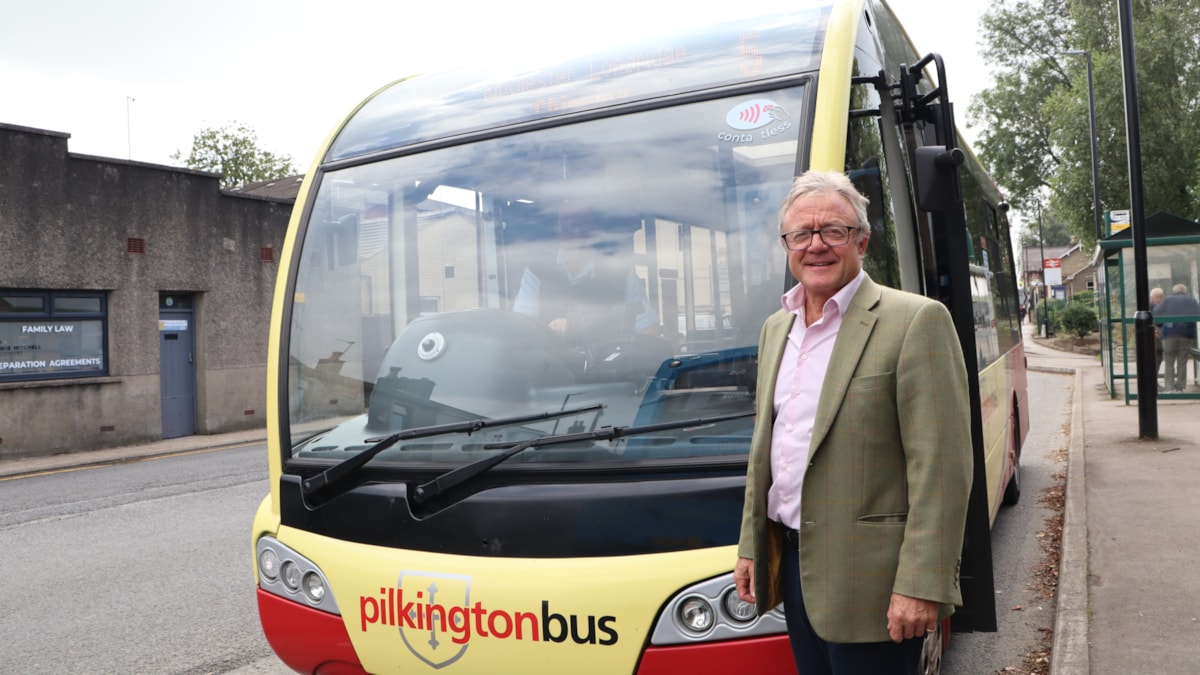 Cllr Rupert Swarbrick with a Pilkingtonbus