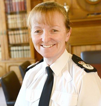 Police Chiefs' blog: CC Dee Collins - Closing the police gender pay gap is going to be hard work but it’s worth it: CC Dee Collins